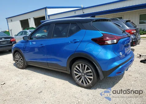 2021 Nissan Kicks Sv z USA, uszkodzony, nr VIN 3N1CP5CV3ML471035